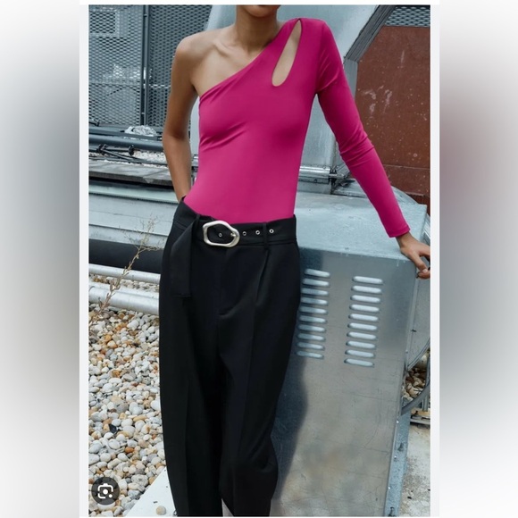 Zara buckle belt ankle length black pants - Picture 2 of 7